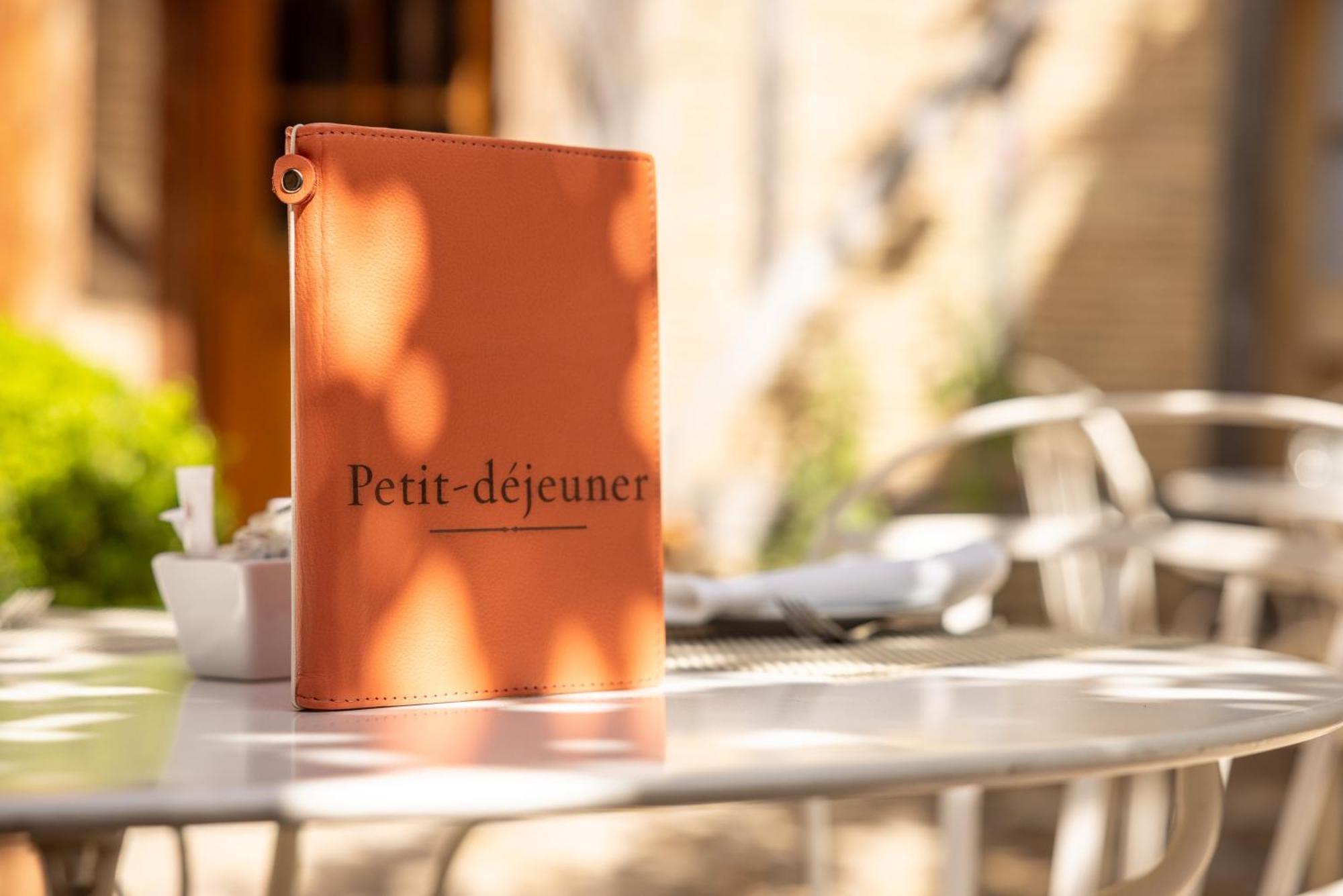 Le Champ Des Oiseaux Hotel & Spa Troyes Exterior photo